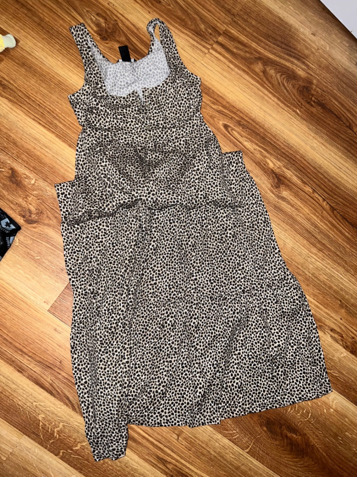 H&M Kleid Beige Leo Größe: XS