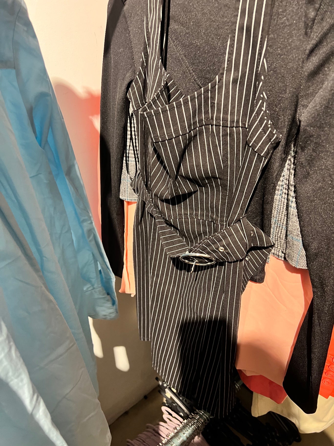 Bershka Kleid Schwarz mit Streifen Größe: L