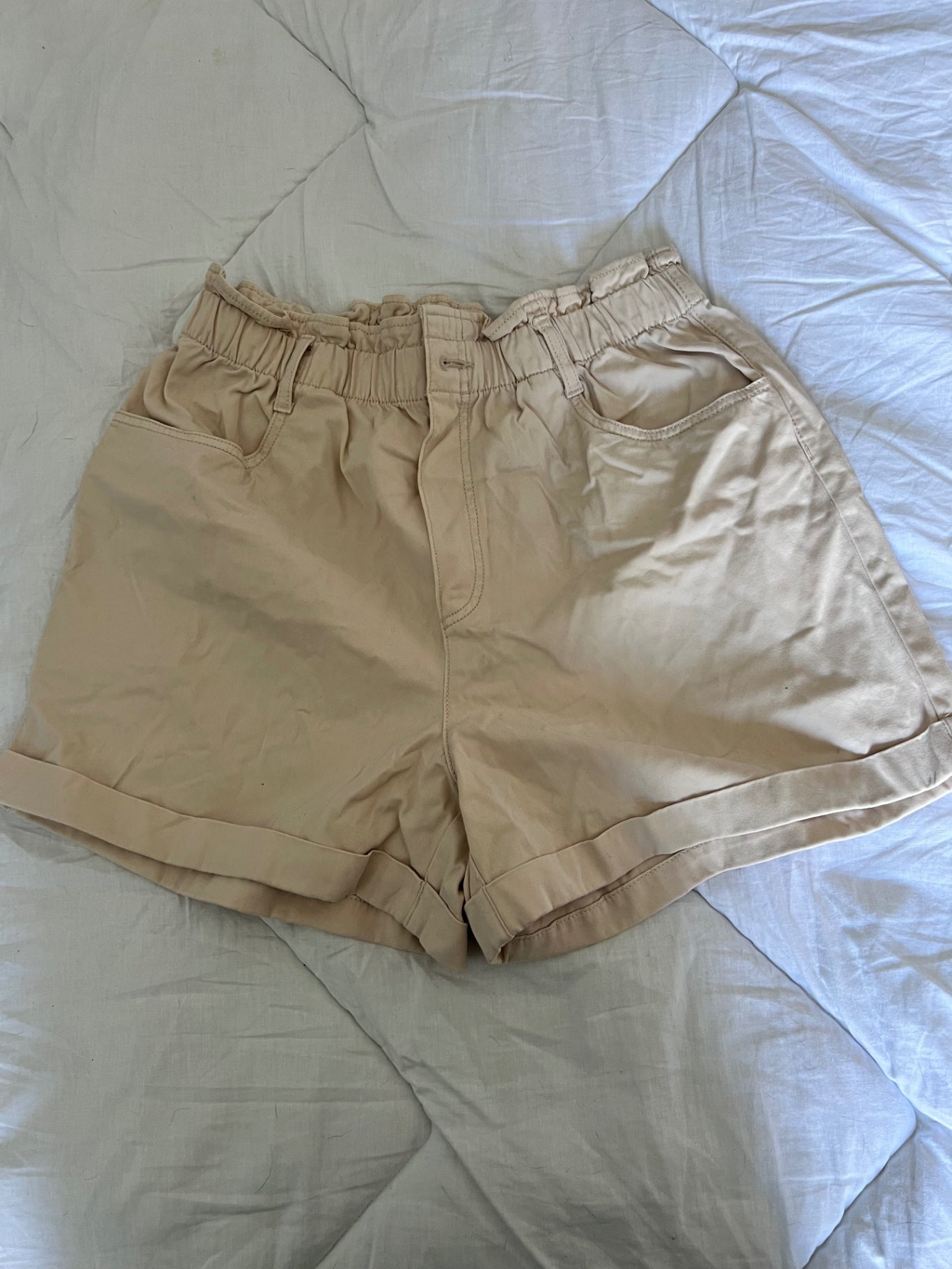H&M Shorts Beige Größe: M