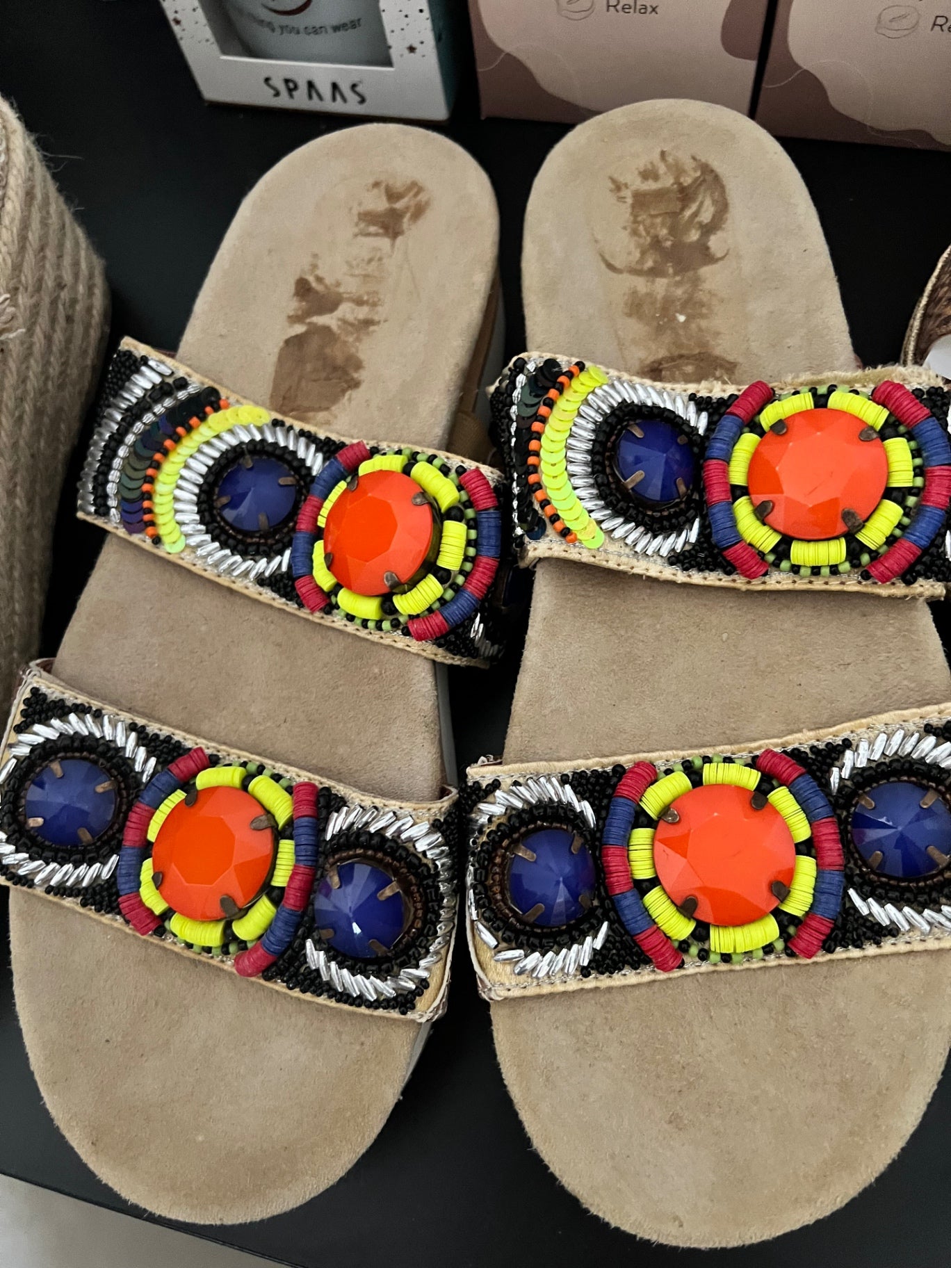 Sandalen Bunt Größe: 38