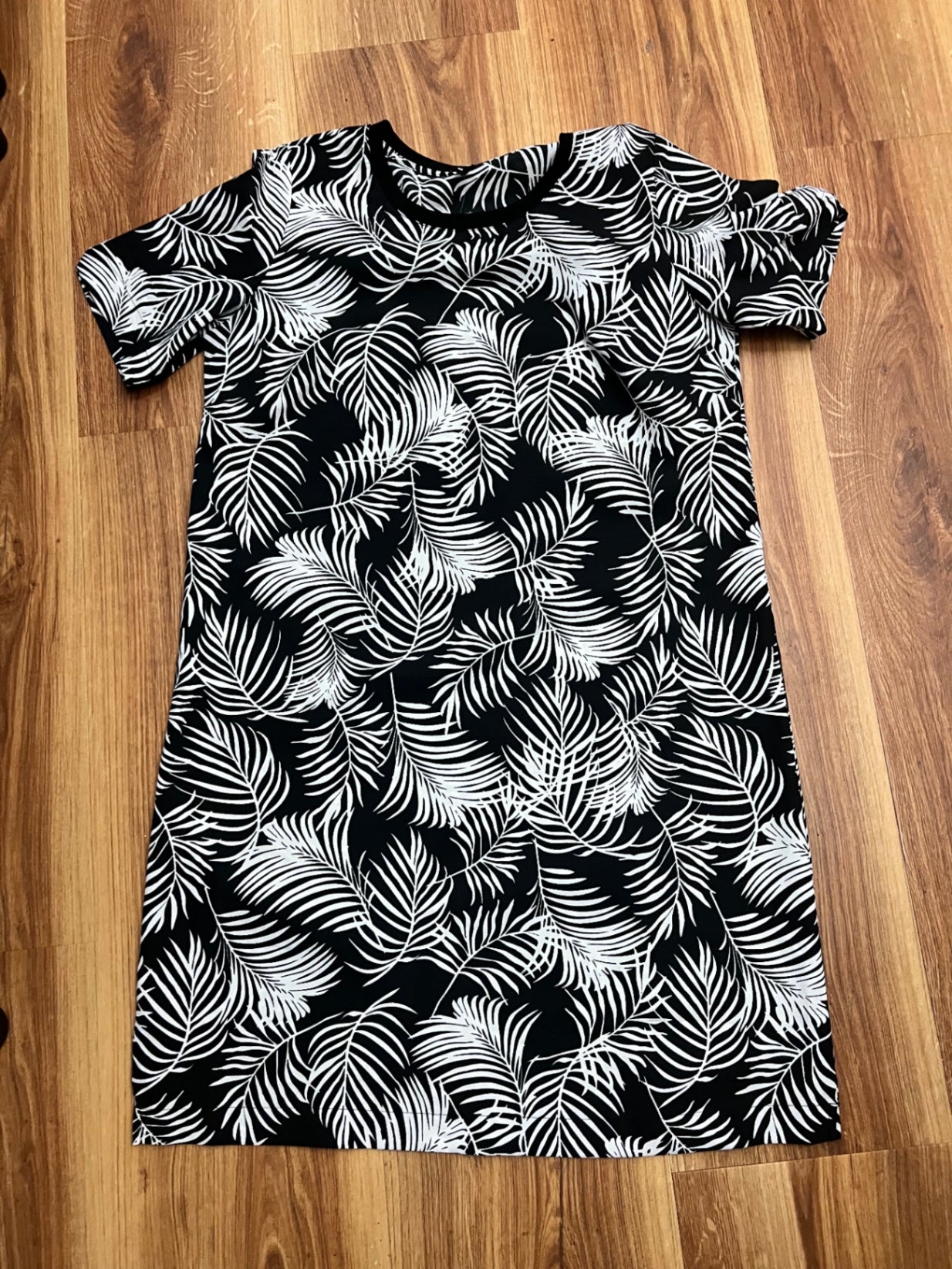 Hema T-Shirt Kleid Schwarz Weiß Größe: M