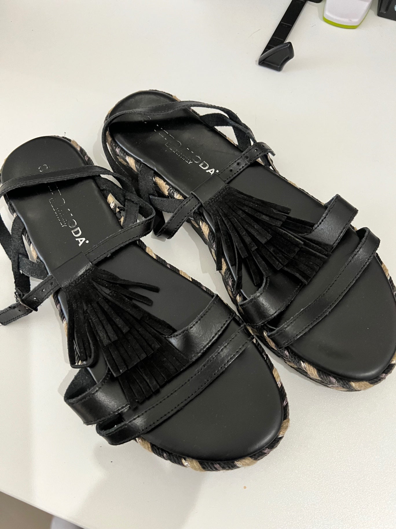 Vero Moda Sandalen Schwarz Größe: 39