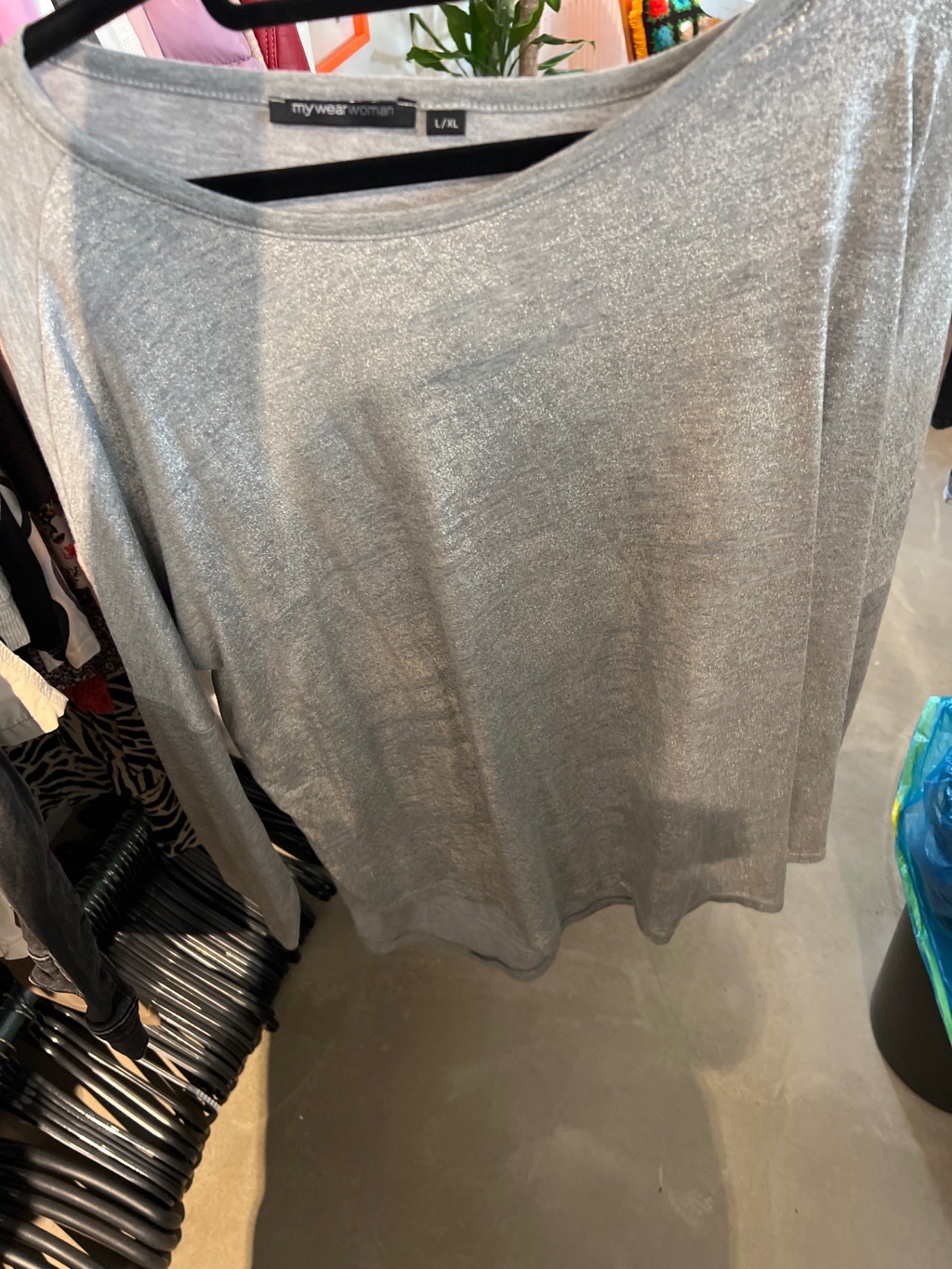 MyWear Langarm-Shirt Silber Größe: L