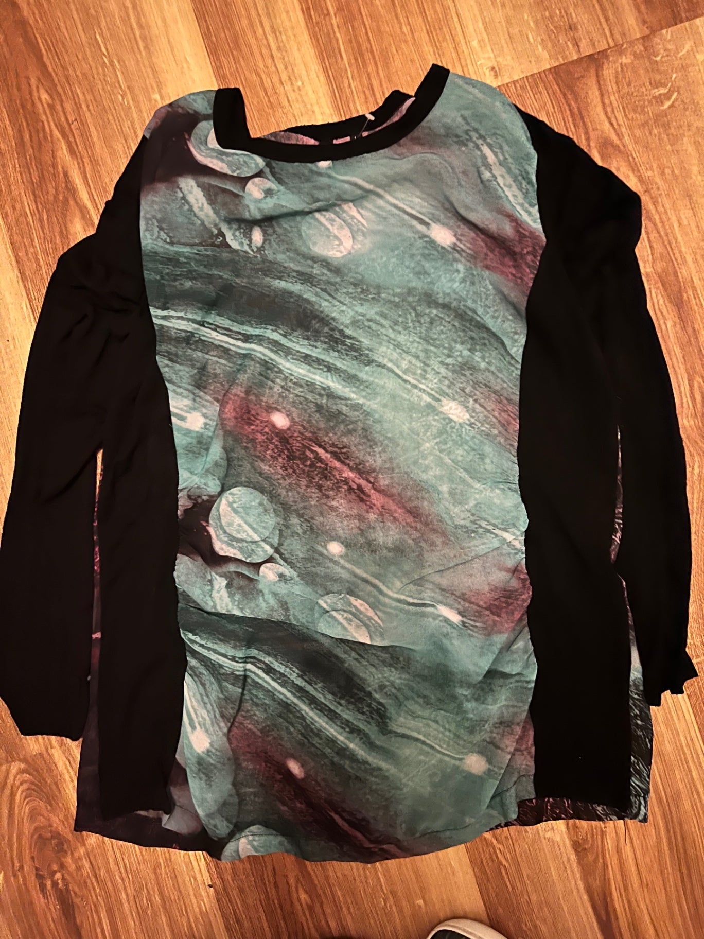 Sosoire Shirt Größe: L