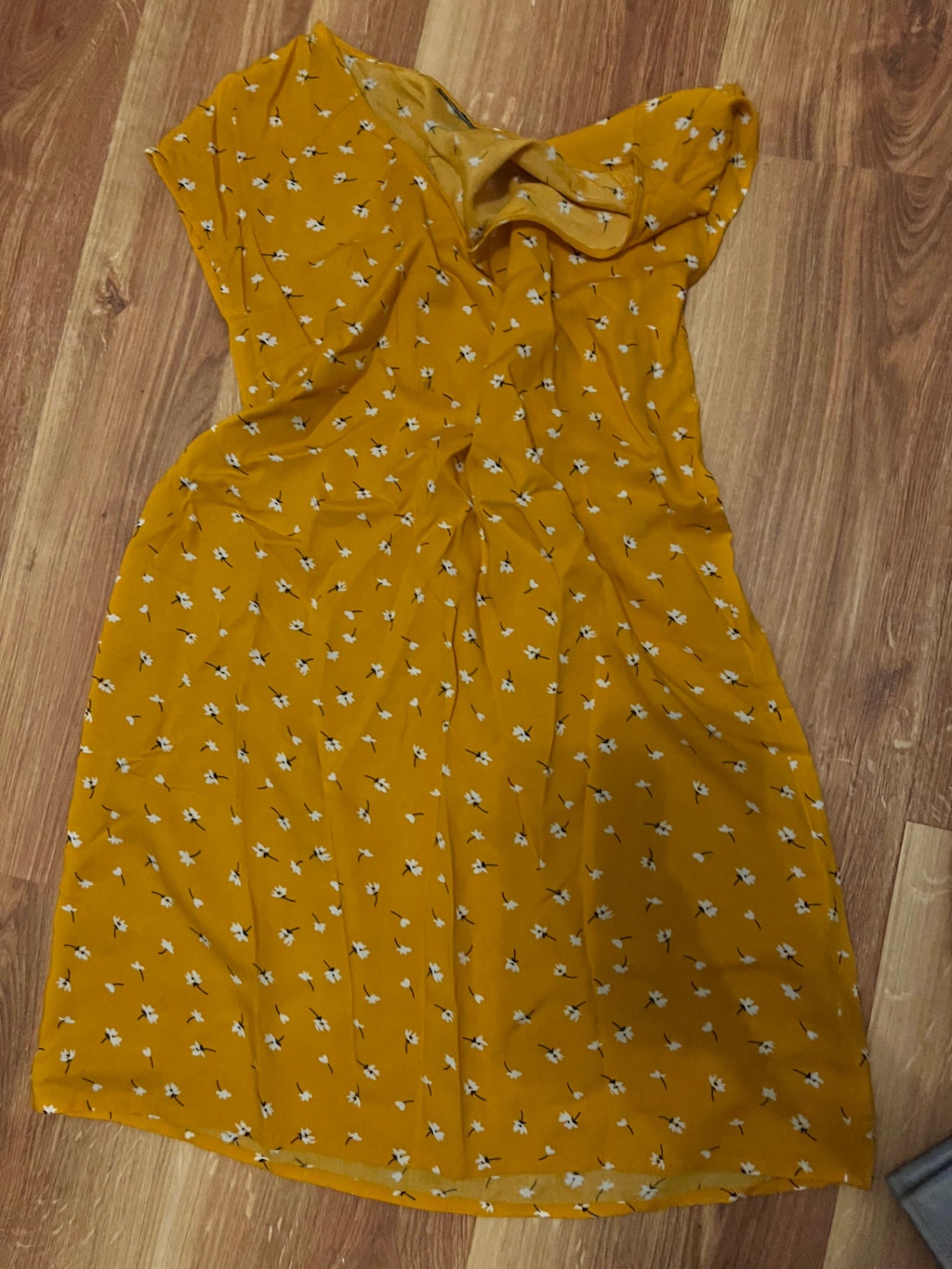100% Viscose Kleid Gelb Größe: M