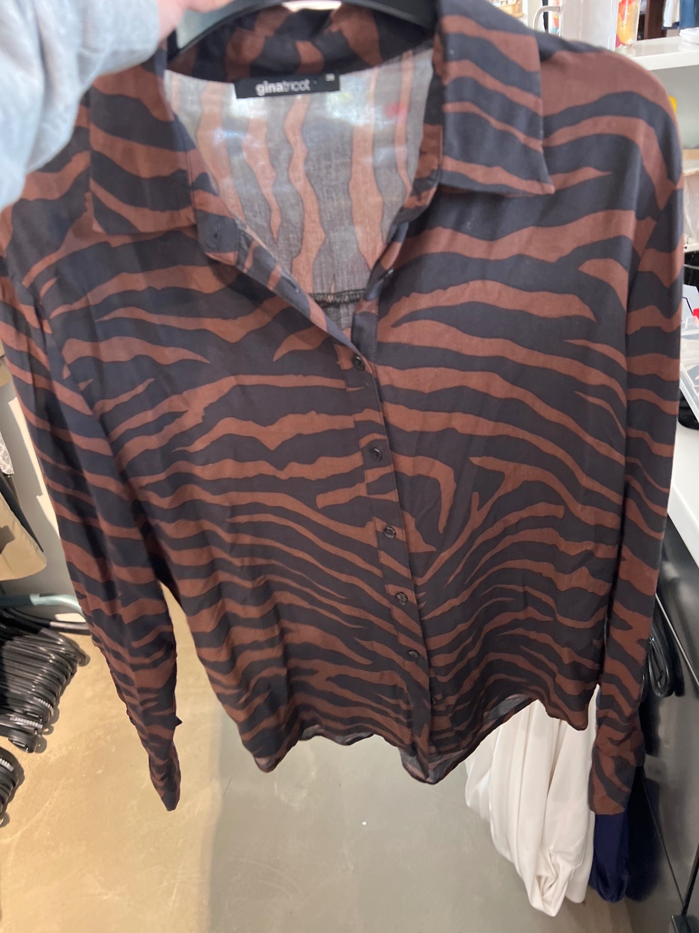Gina Tricot Hemdbluse Braun Größe: M
