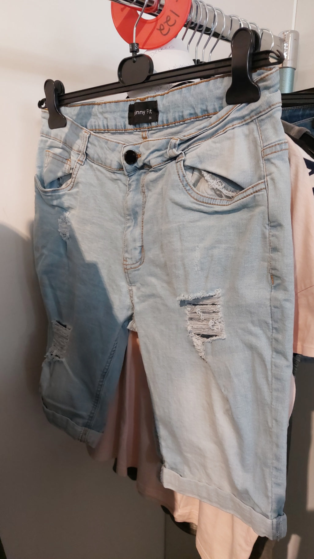 Skinny Fit Shorts Hellblau Größe: 34