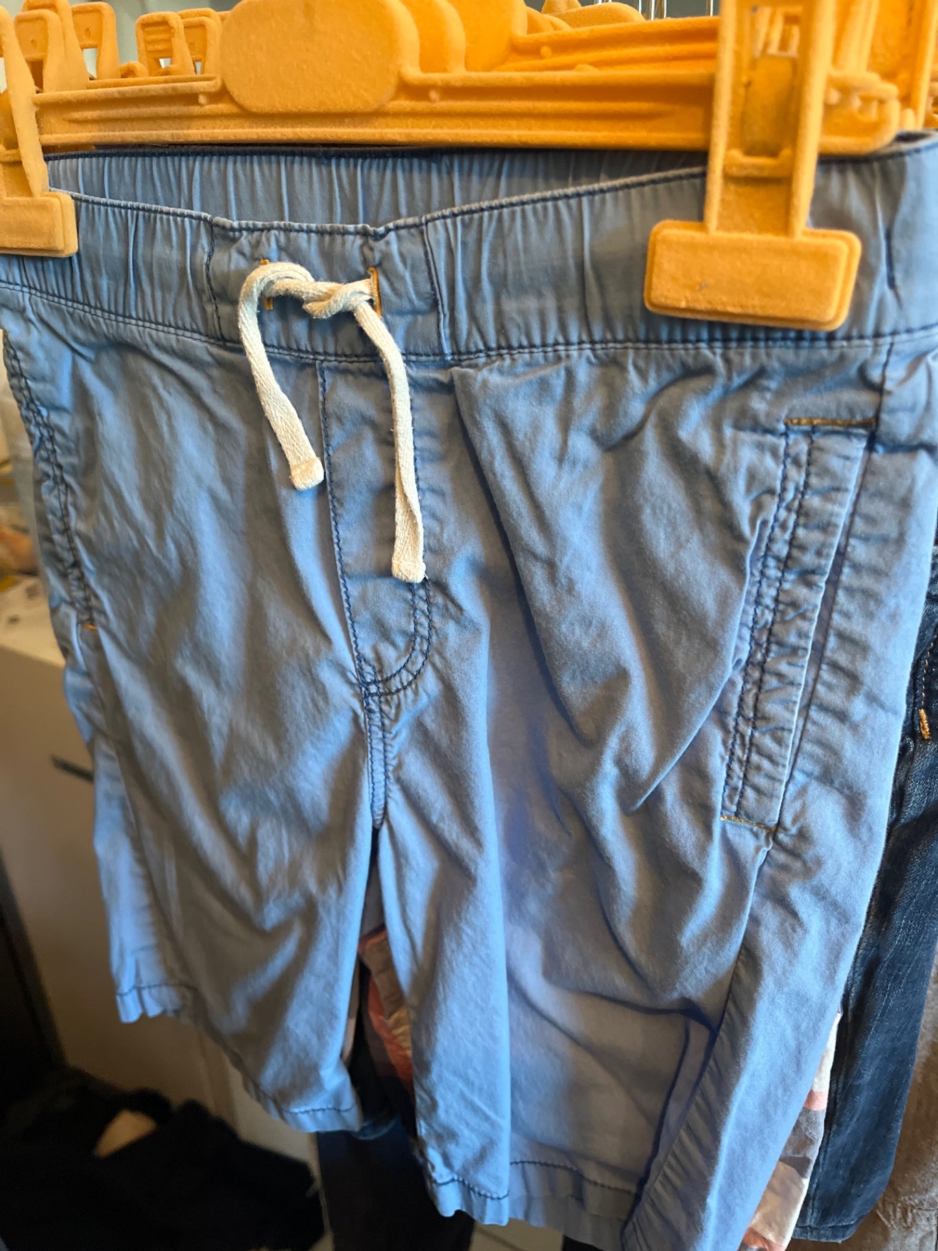 H&M Shorts Hellblau Größe: 122