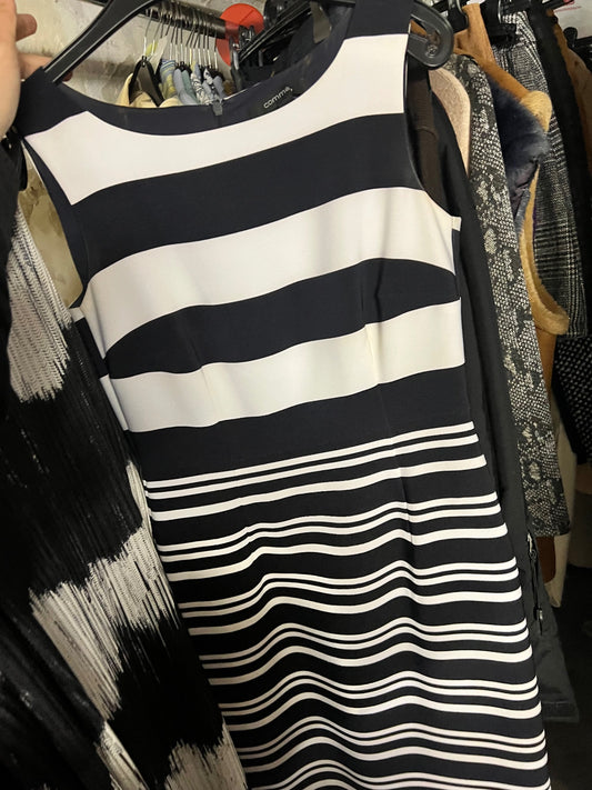 Comma Kleid Gestreift Größe: 34