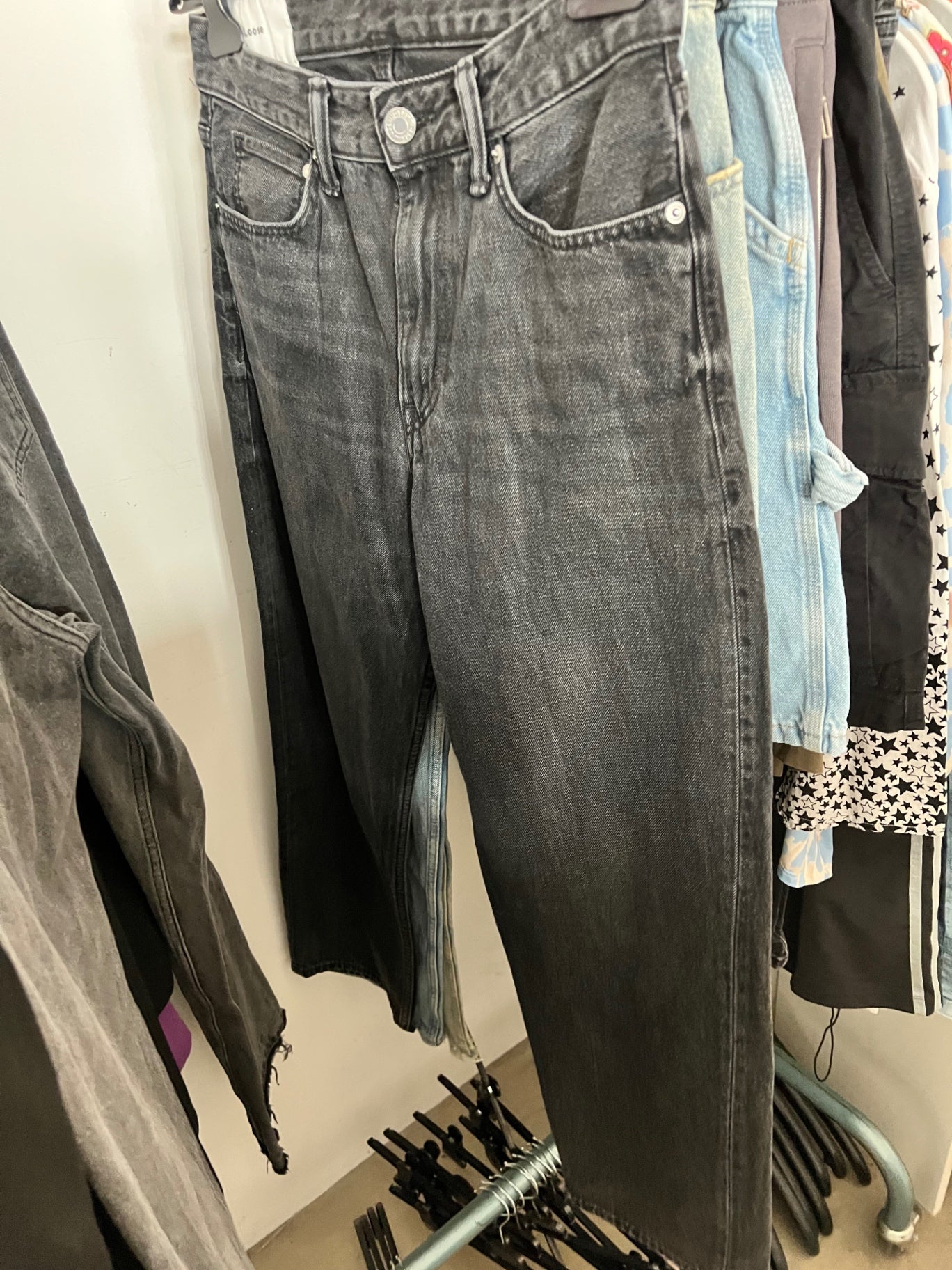 H&M Jeans Grau Gr.: 28