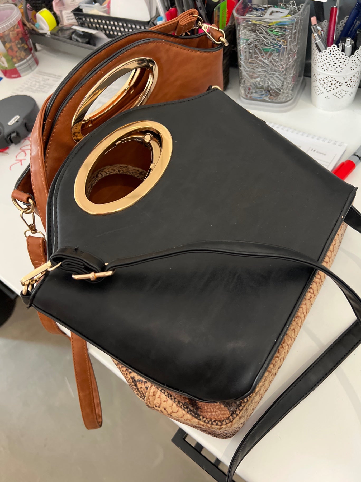 Handtasche Schwarz Gold
