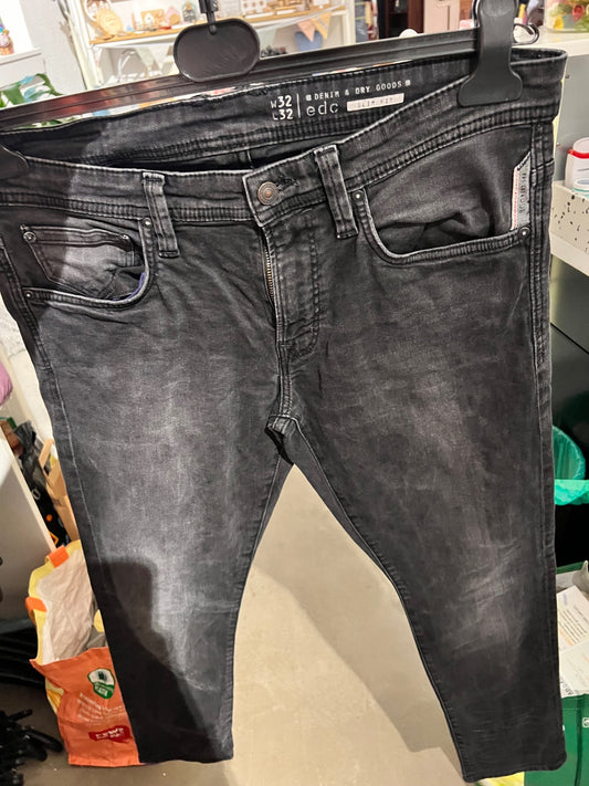edc Jeans Schwarz Gr.: 32/32