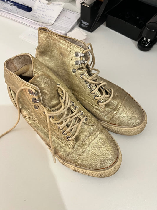 BWARE Diesel Sneaker Gold Gr.: 38
