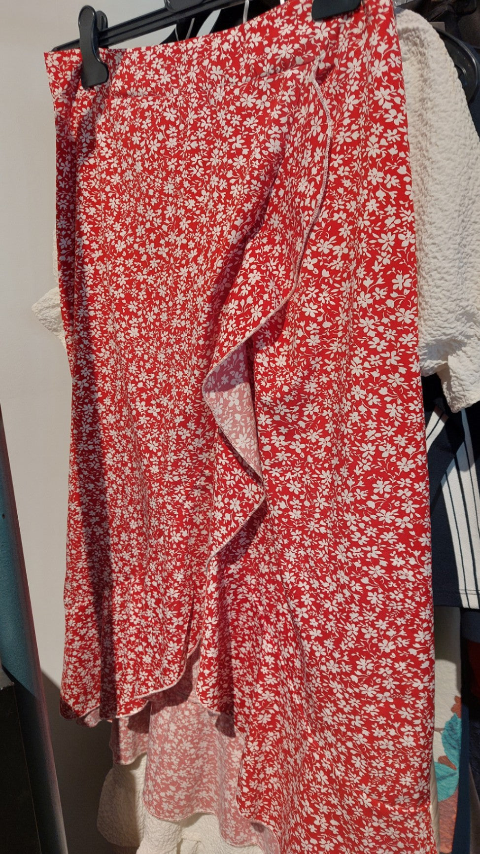 SHEIN Rock Rot mit Weiß Gr.: L