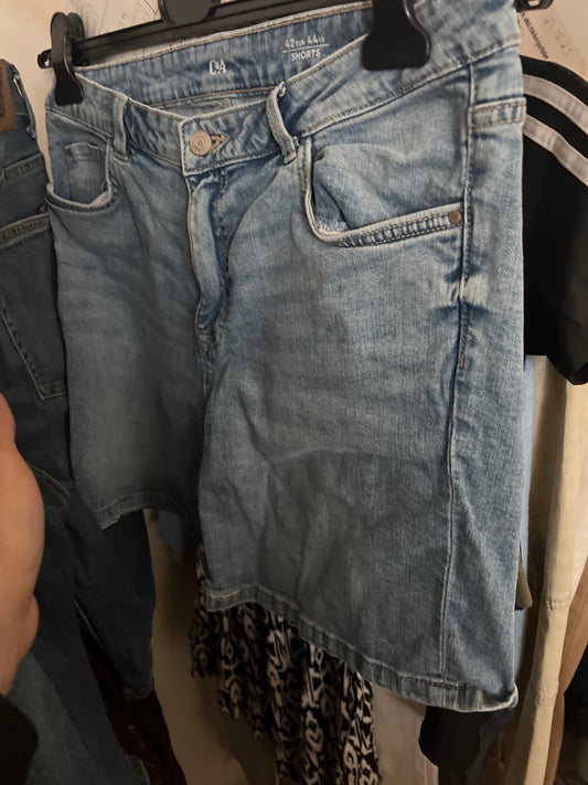 C&A Shorts Hellblau Gr.: L