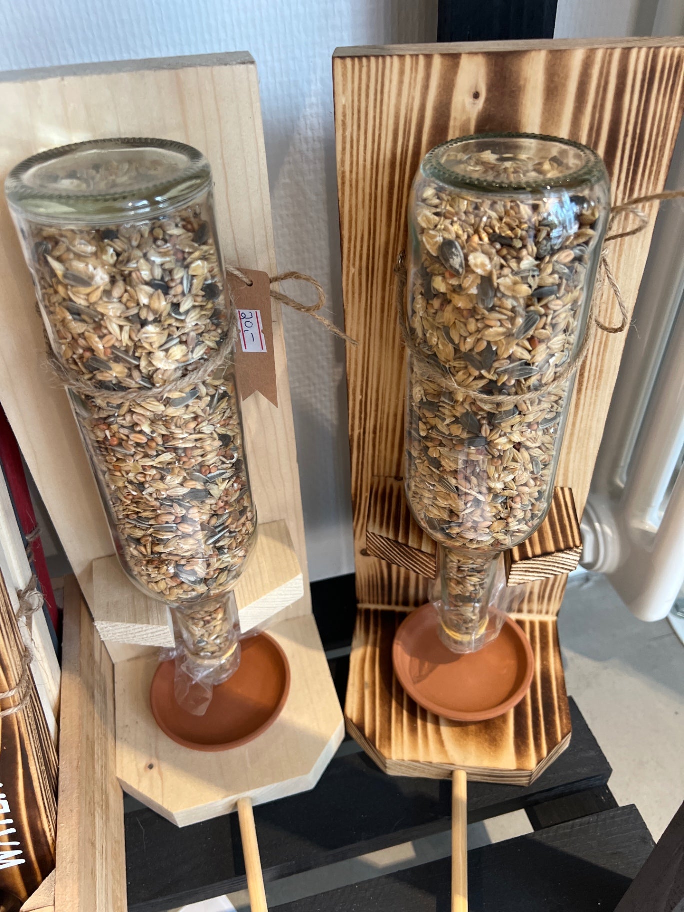 EINZELSTÜCK Vogelfutterstation „Wand“