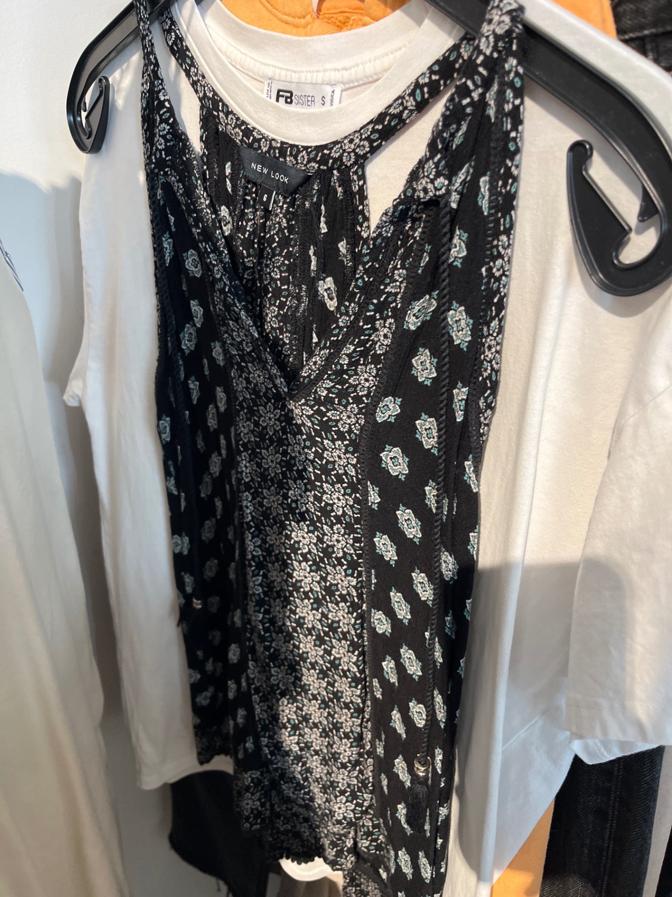 NEW LOOK Top Schwarz Blume Gr.: S