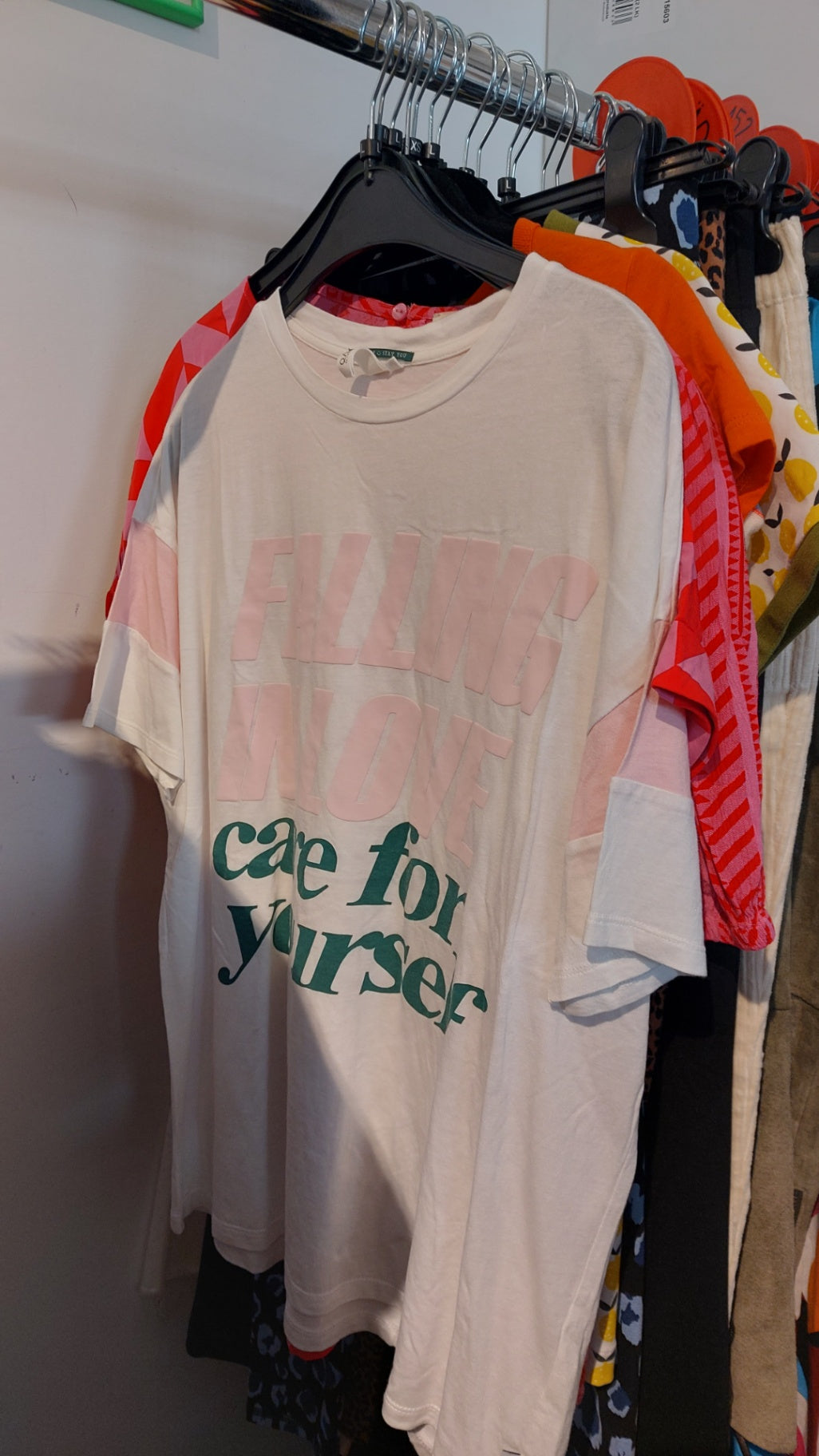 QS S.Oliver T-Shirt Weiß mit Pastellfarben Gr.: L