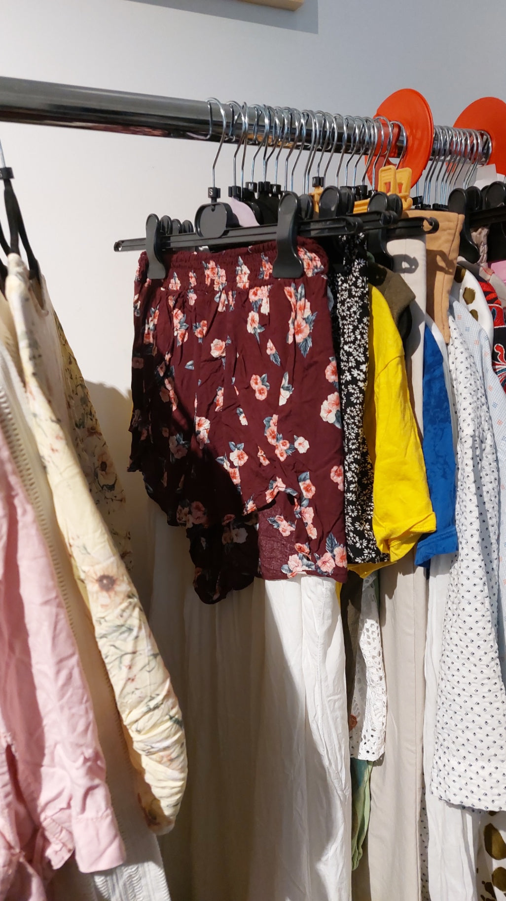 Pull & Bear Shorts Burgunderrot Gr.: S