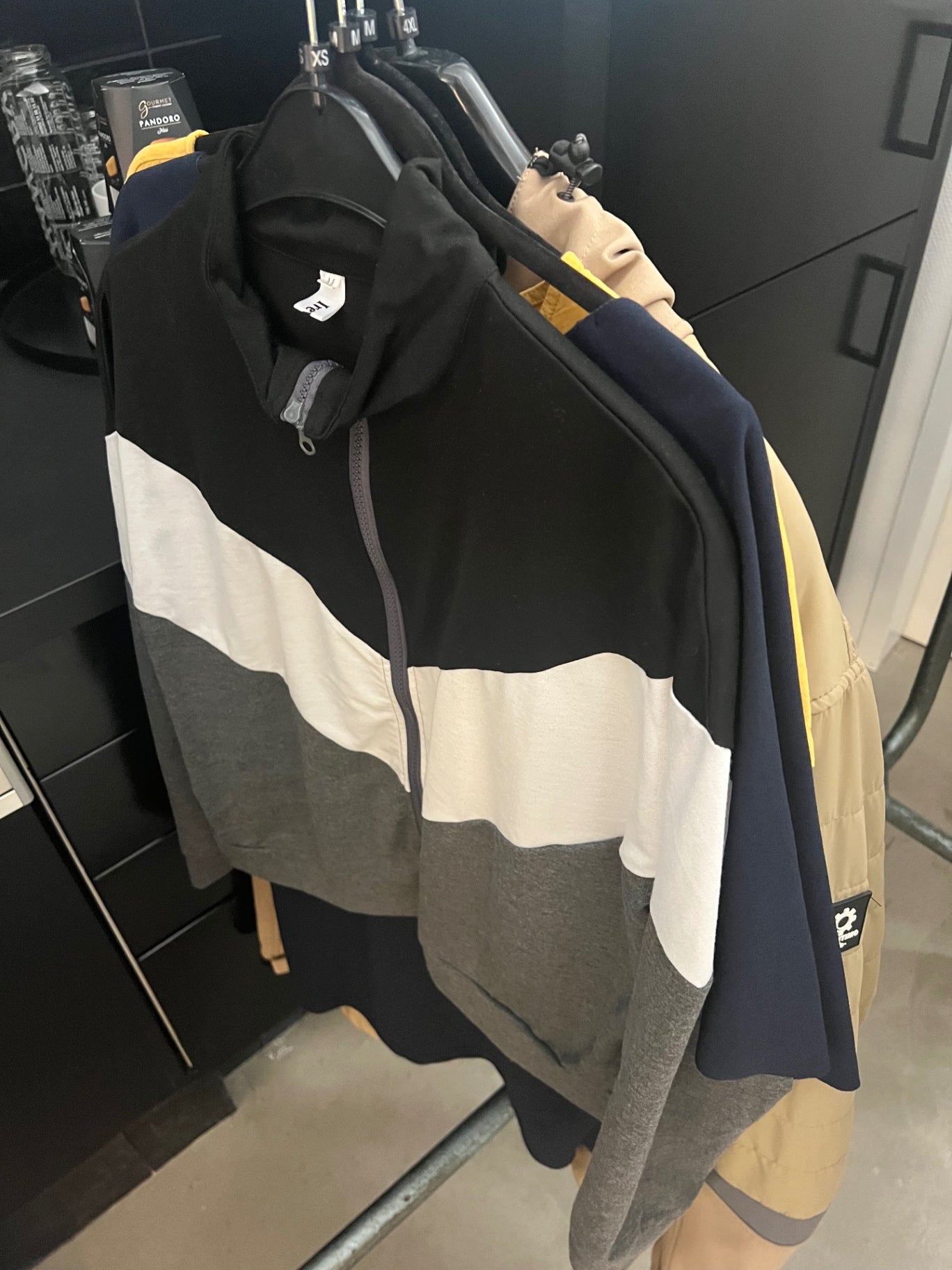 Jacke Grau Schwarz Gr.: XS