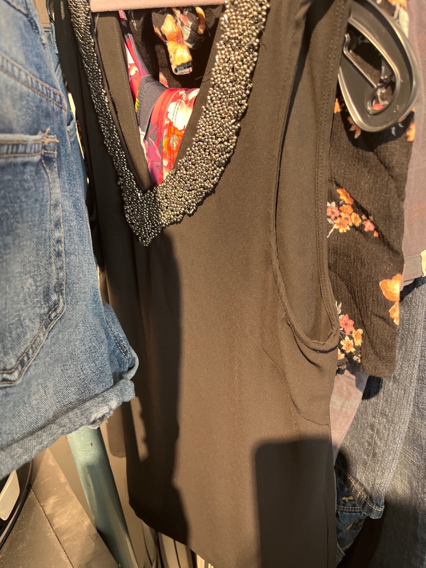 H&M Top Schwarz Perlen Gr.: 36