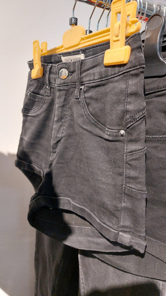 Tally Weijl Shorts Schwarz Gr.: XS