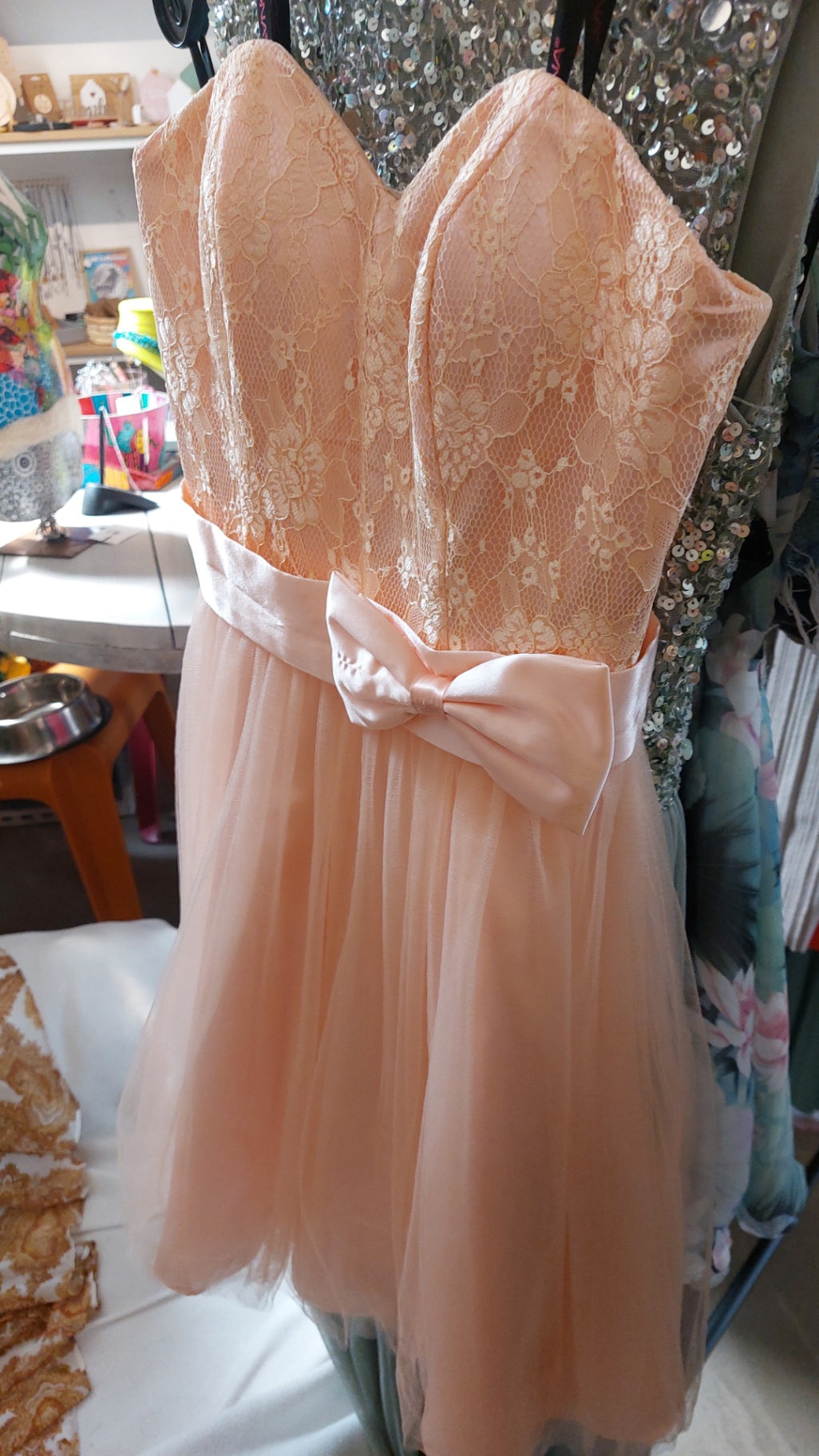 Laona Kleid Pfirsich Gr.: 36