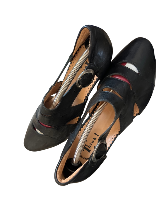 Think Sandalen Schwarz Gr.: 38