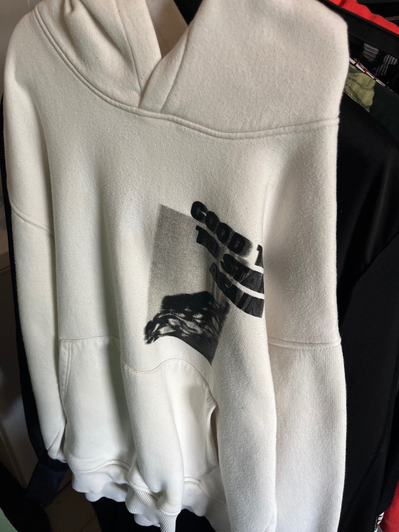 Zara Hoodie Creme Gr.: 152
