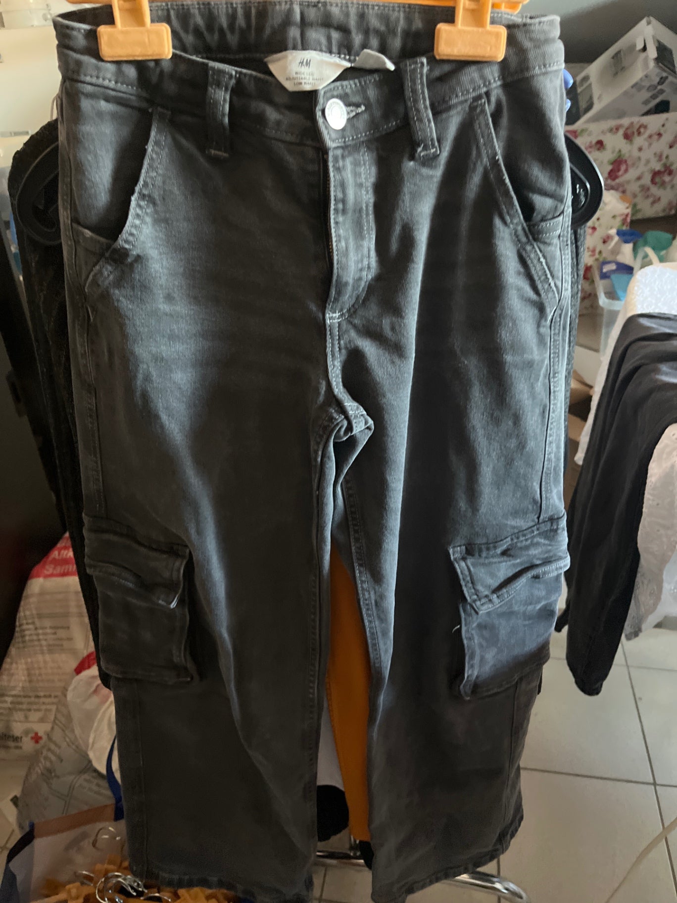H&M Hose Grau Gr.: 158