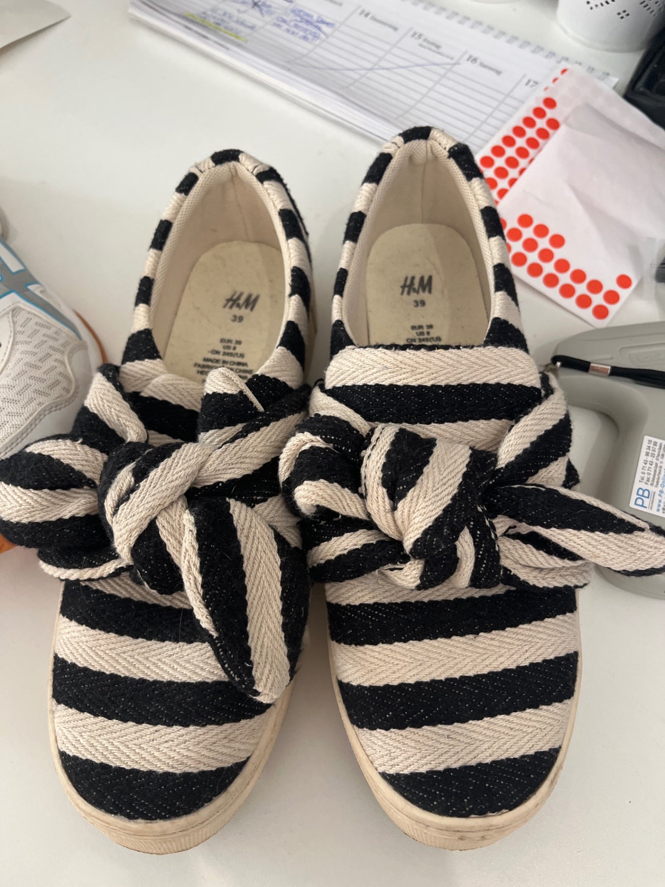 H&M Schuhe Schwarz und Beige Gr.: 39