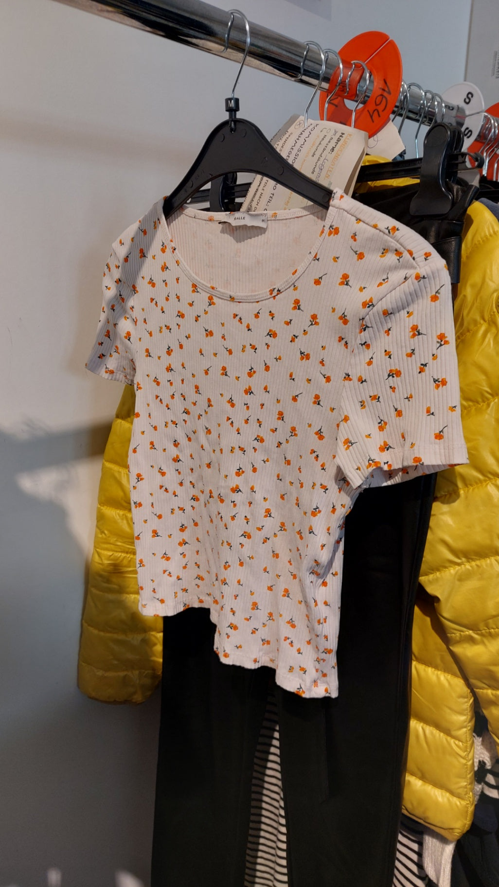 Pigalle T-Shirt Weiß/Orange/Schwarz Gr.:M