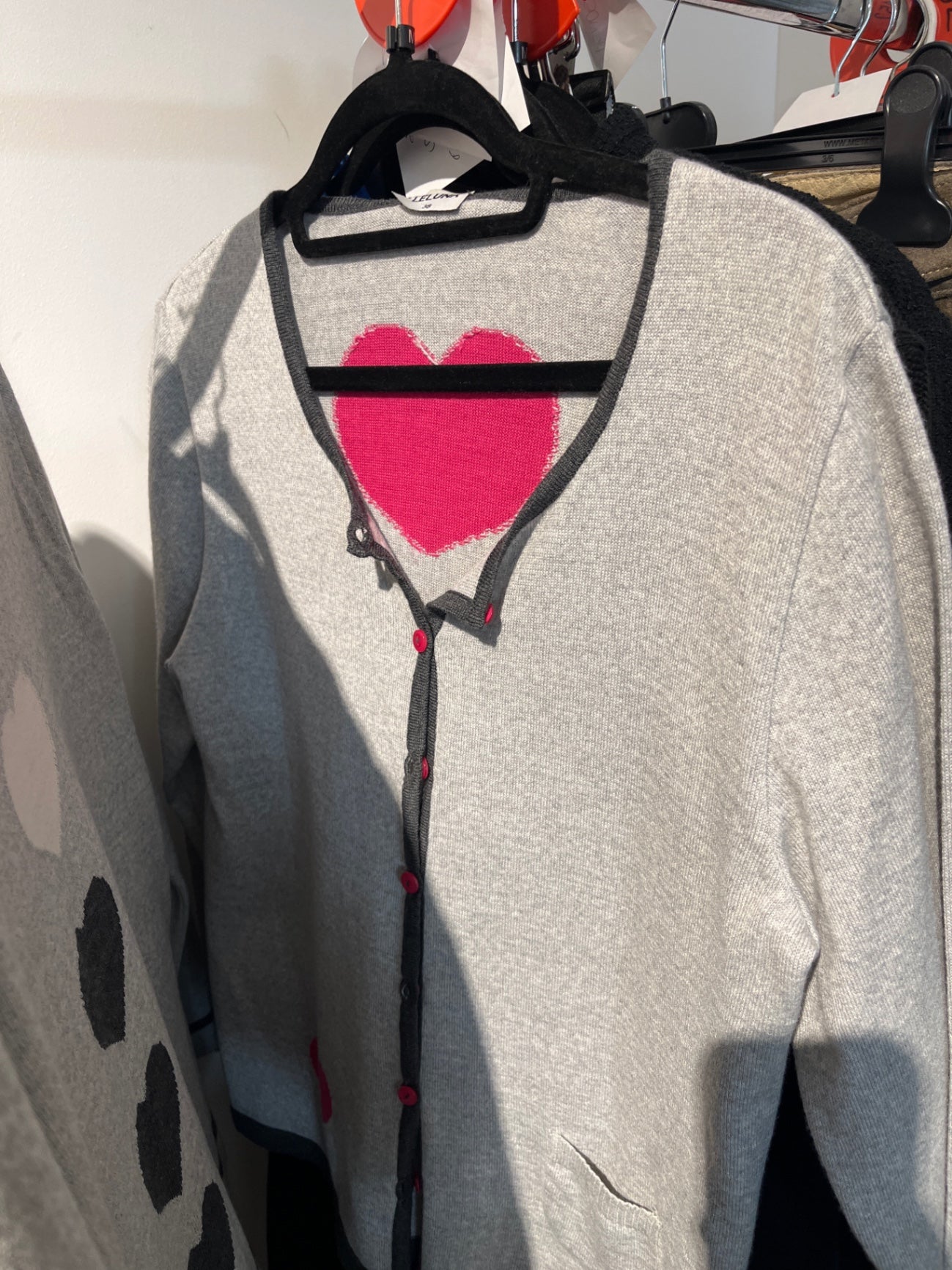 Merinowolle Leluna Cardigan Grau pink Gr.: 38