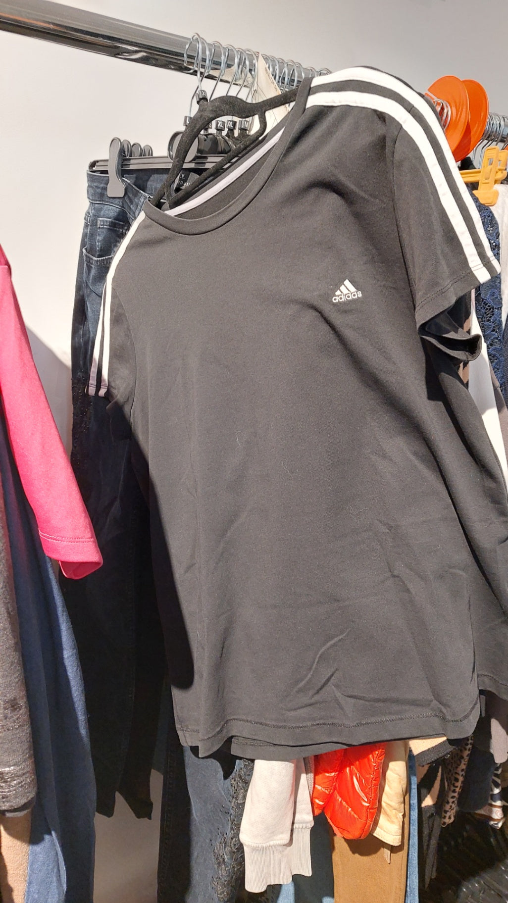 Adidas T-Shirt Schwarz mit Weiß Gr.: XL