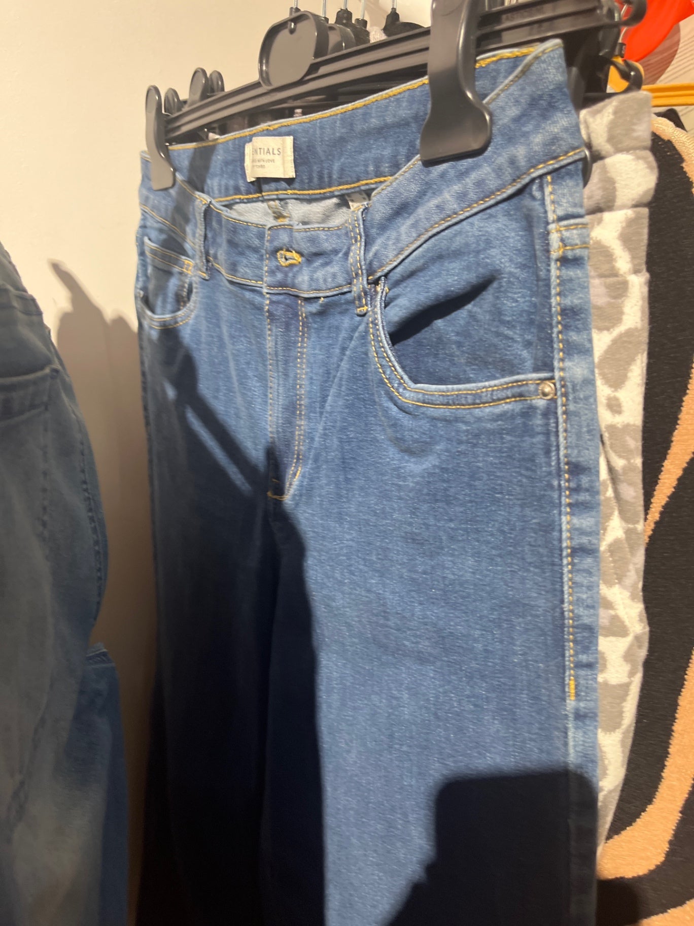 Essentials Jeans Blau Gr.: 42