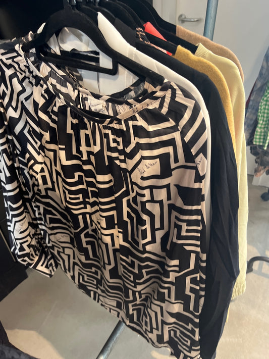 Richard Allen H&M Bluse 
