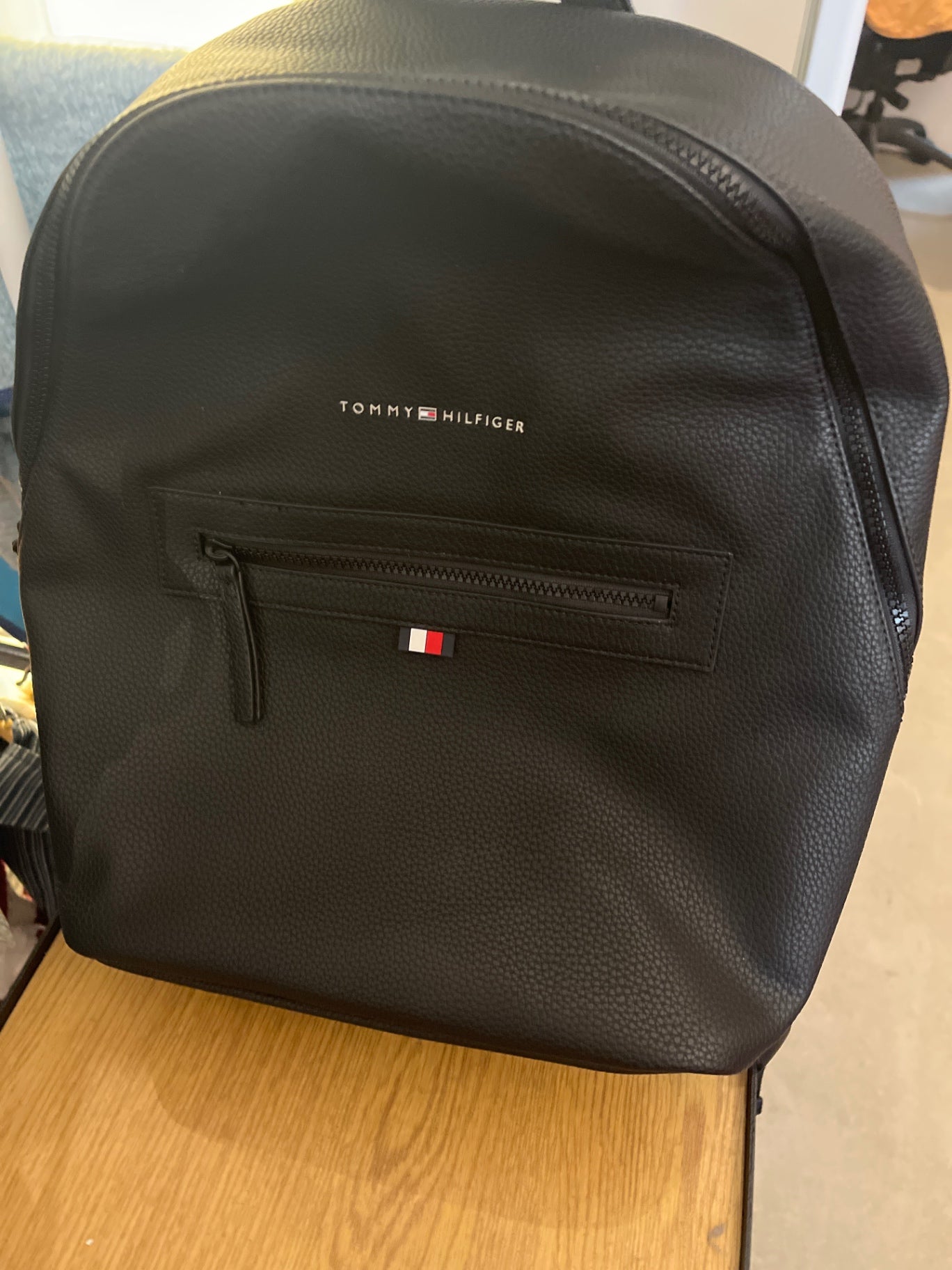 NEU! Tommy Hilfiger Rucksack Schwarz 