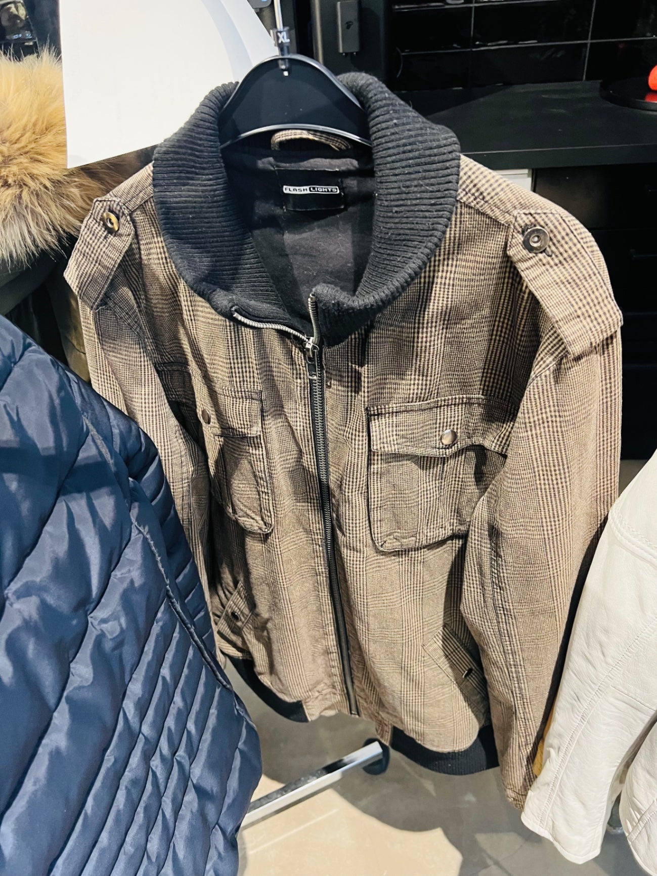 Flash Lights Jacke Beige, Schwarz Gr.: XXL
