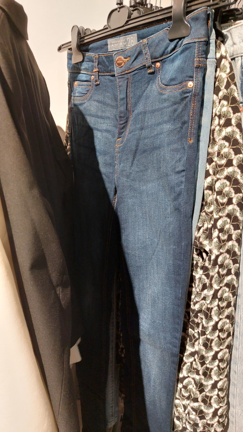 AMISU Jeans Blau Gr.: 28