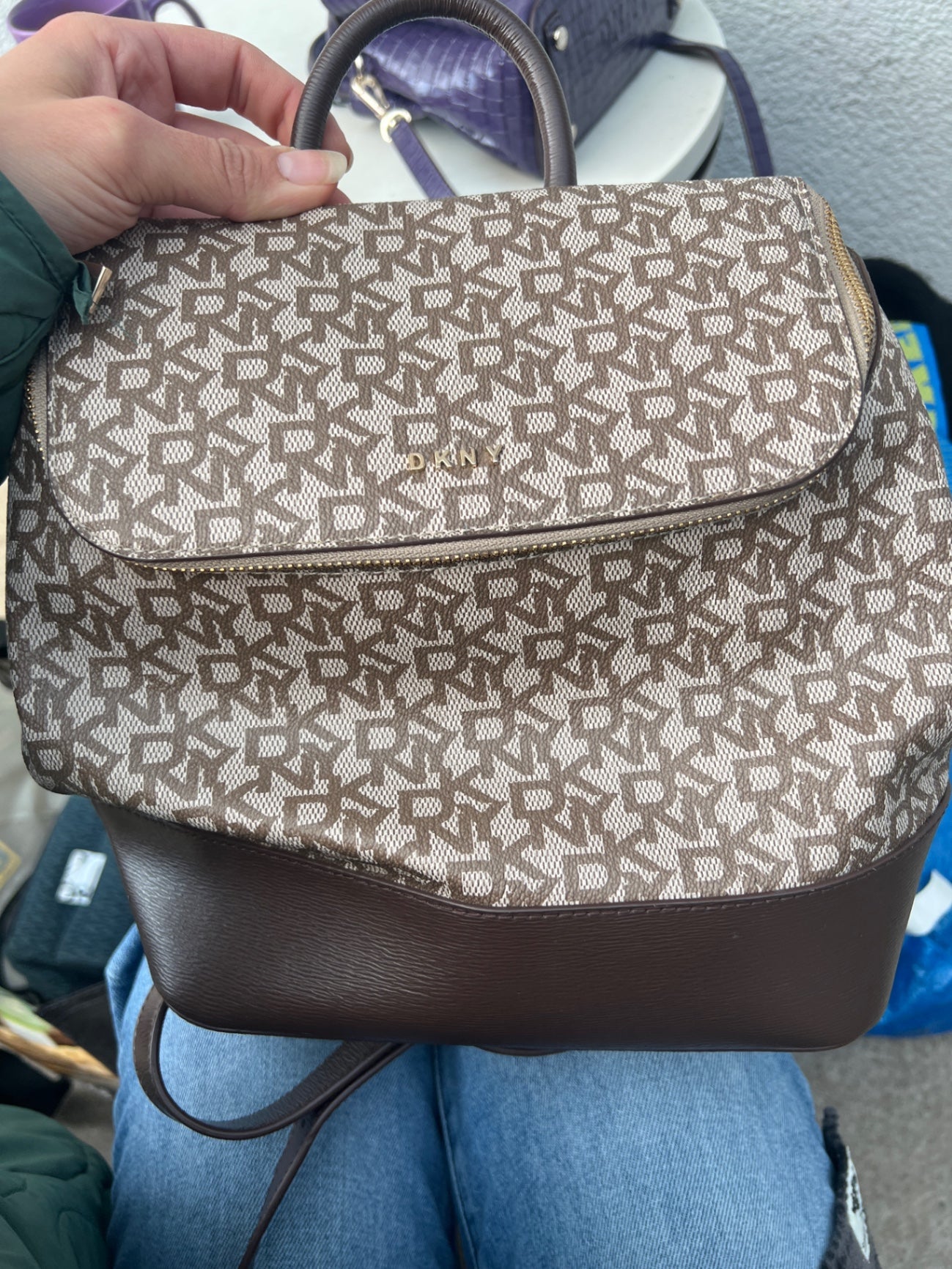 DKNY Rucksack Braun und Beige 