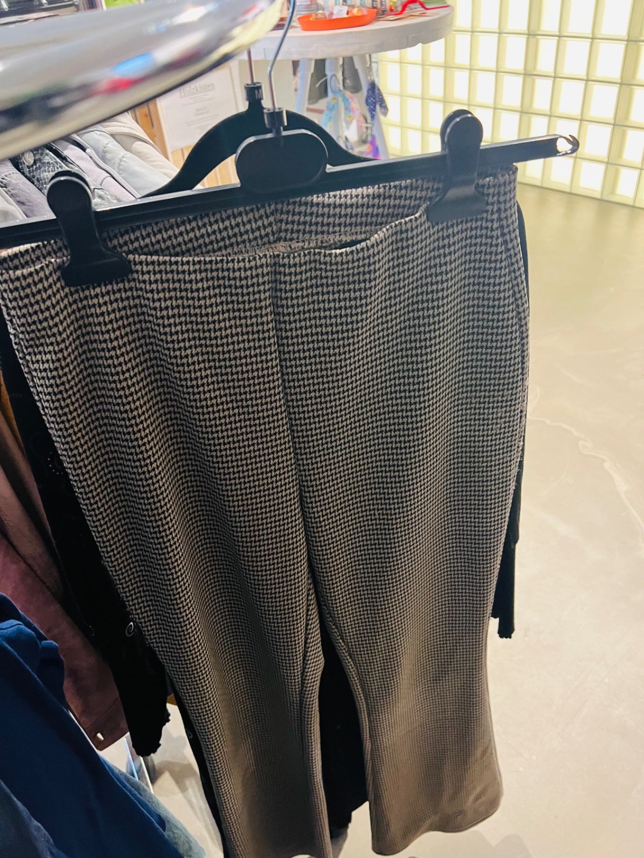 H&M Hose Beige und Schwarz Gr.: M