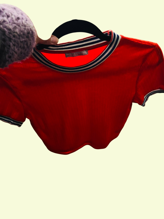 Bershka T-Shirt Rot Gr.: M