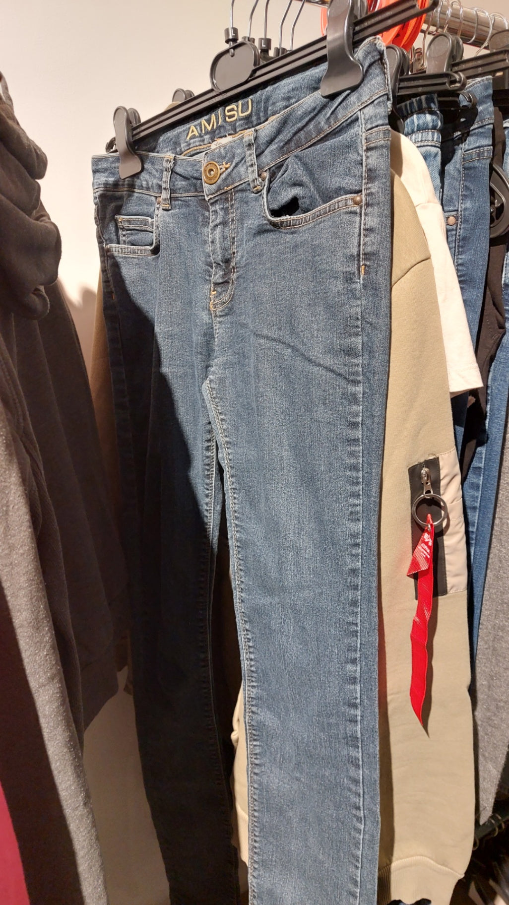 AMISU Jeans Blau Gr.: 30