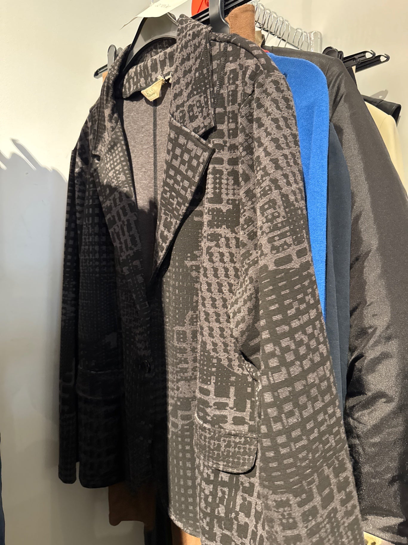Miss Etam Blazer Grau mit Schwarz Gr.: Xxxl