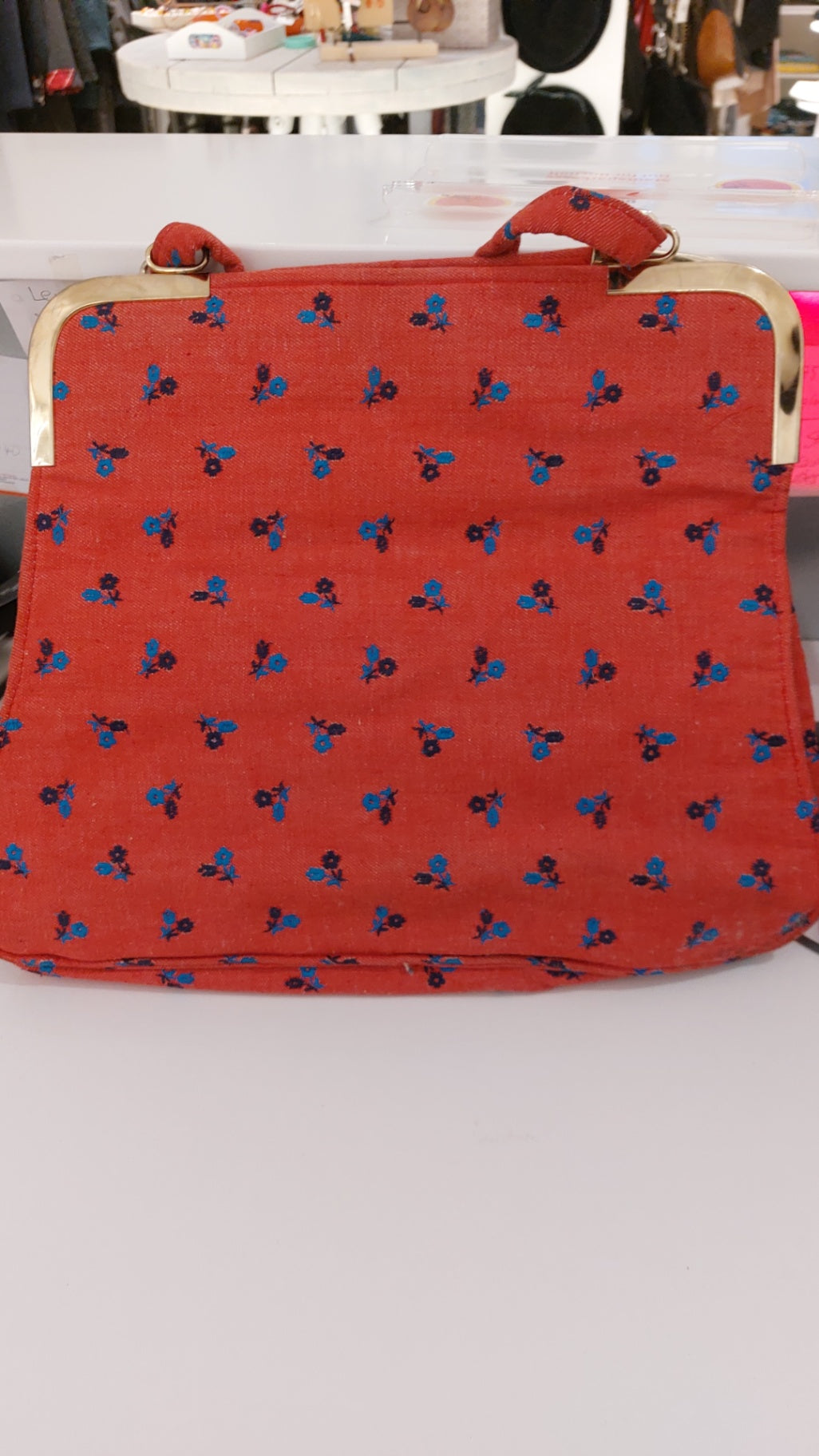 Tasche Rot mit blauen Blumen 