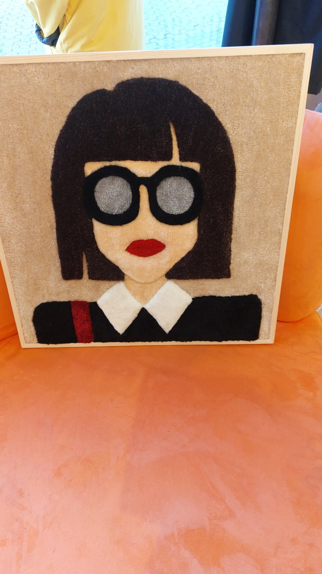 Tuftastic Teppichbild Portrait Frau rote Lippen