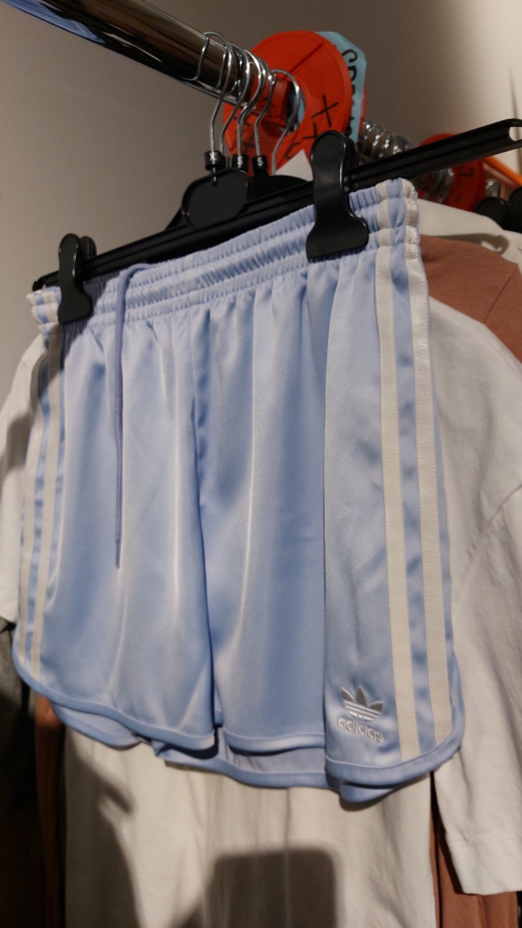 adidas Shorts Hellblau Gr.: XS