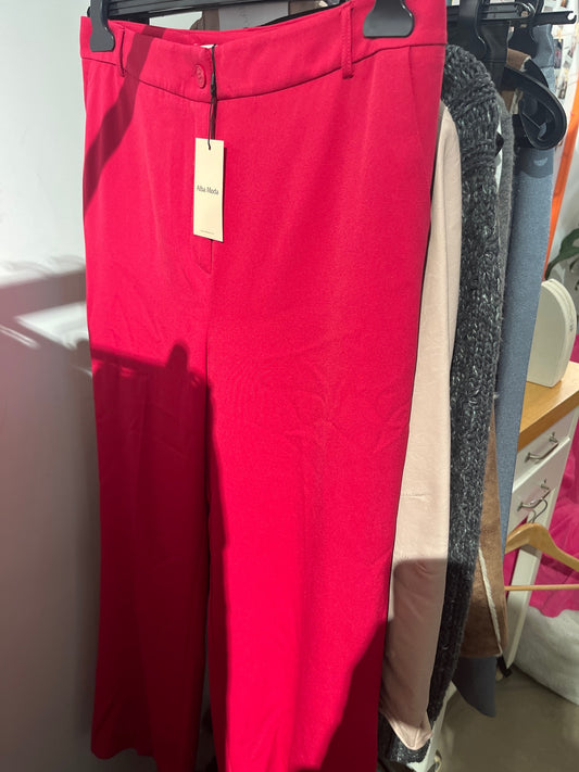 Alba Moda Hose Rot Gr.: 44