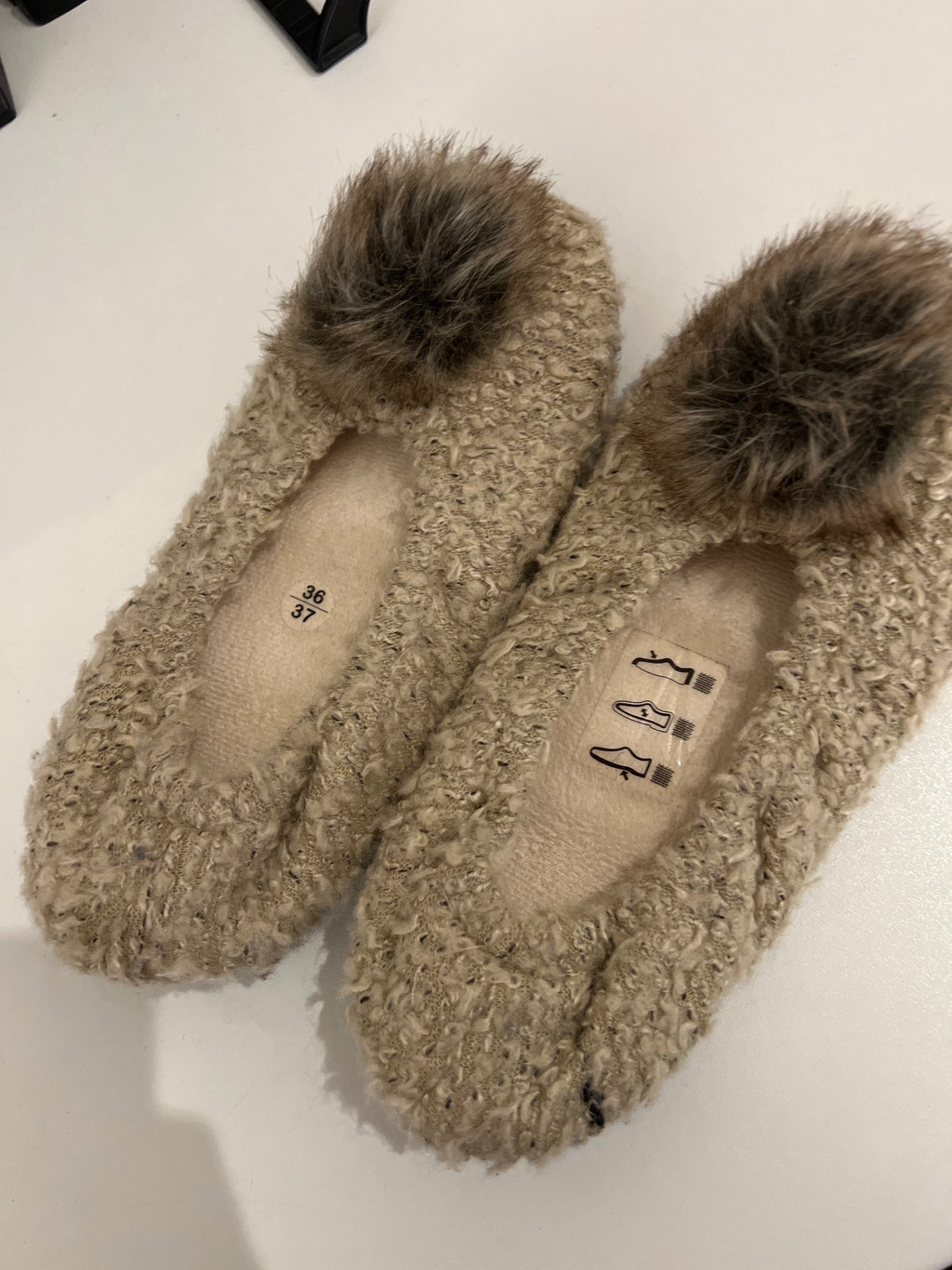 Hausschuhe Beige Gr.: 37