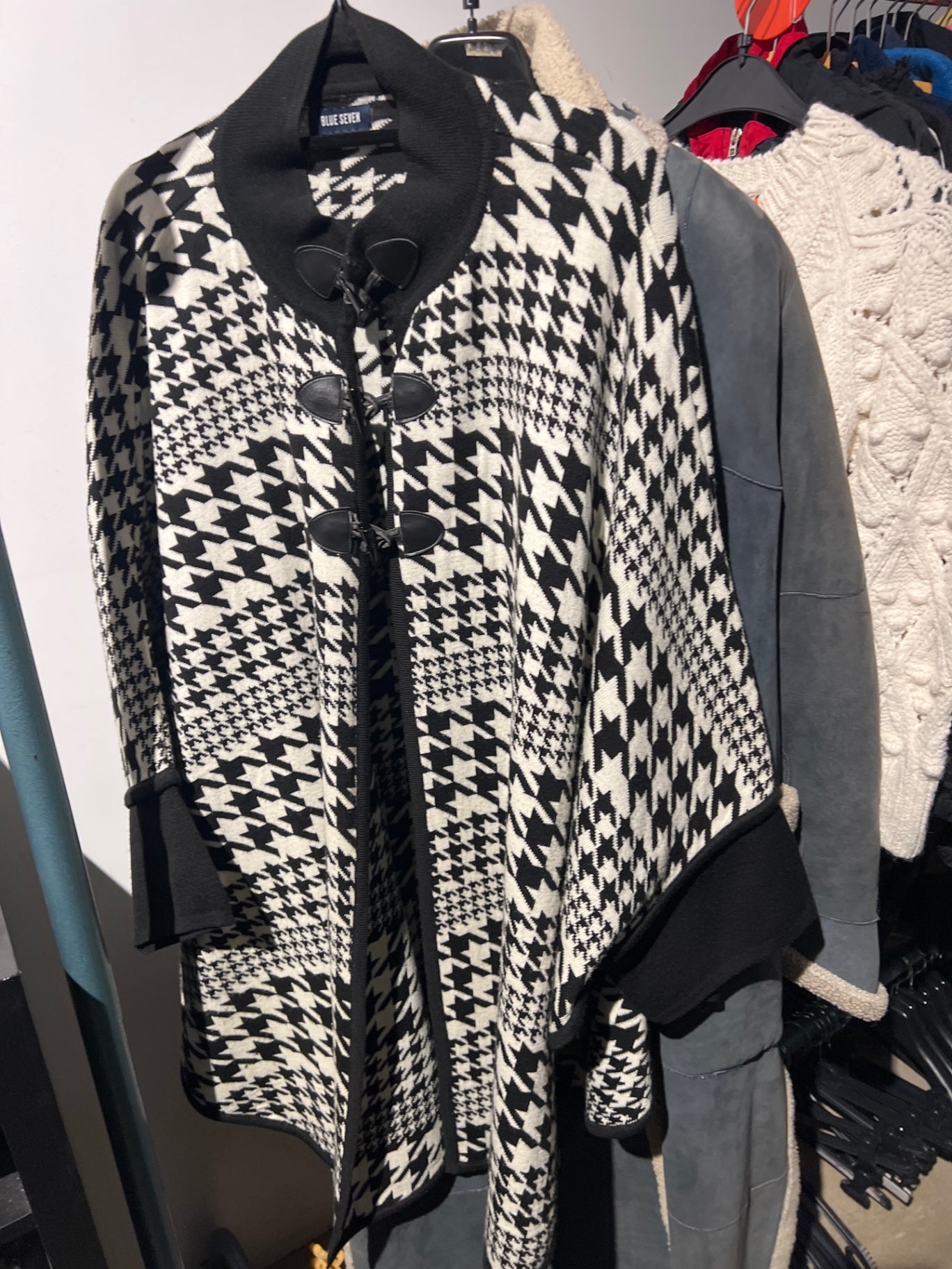 BWARE Blue Seven Schwarz Weiß Gr.: XL